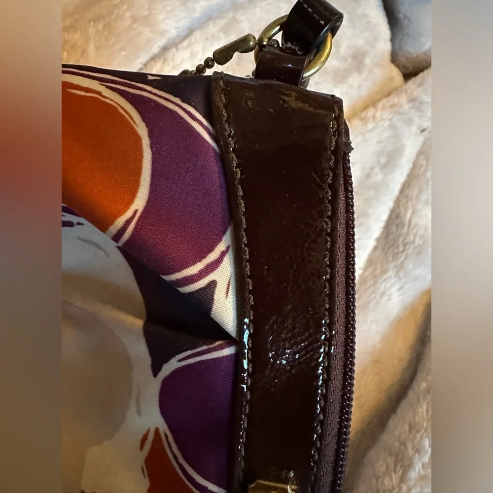 Vintage Coach Ashley Multicolor Satin‎ Patent Leather Trim Wristlet